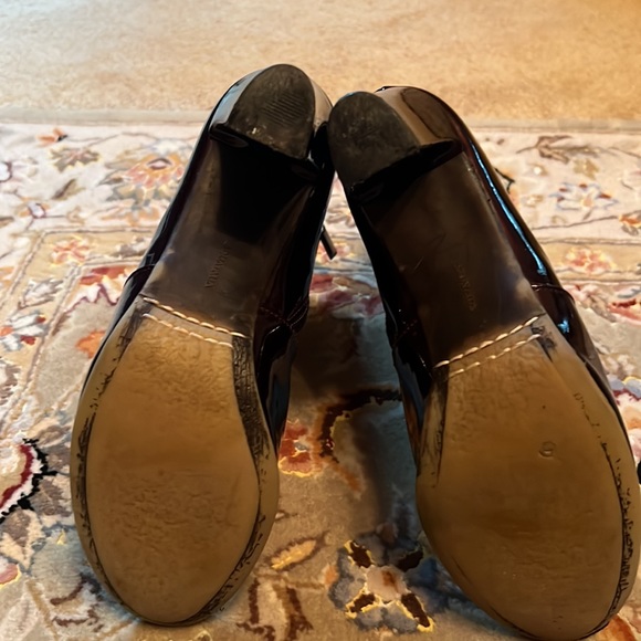 Aquatalia Burgundy Patent Leather Booties - Size 8-1/2 - Picture 4 of 4